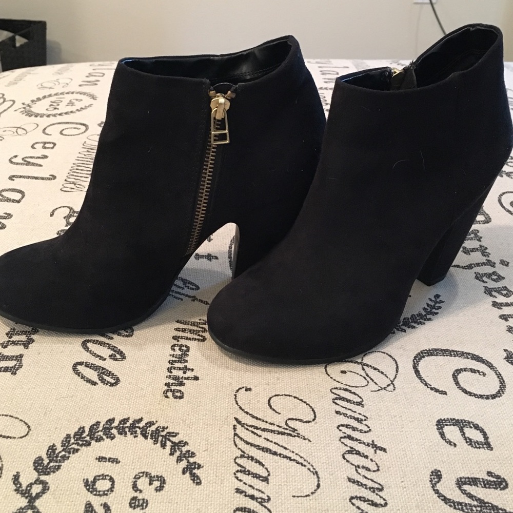 ankle boots