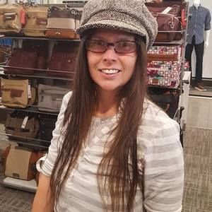 Meet your Posher, Karla