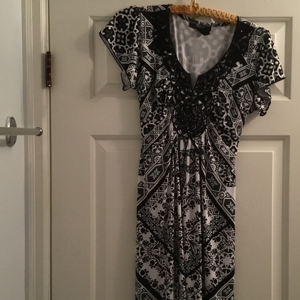 Maxi length dress