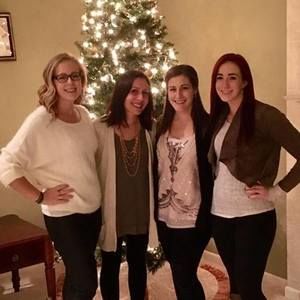 Meet your Posher, Demi