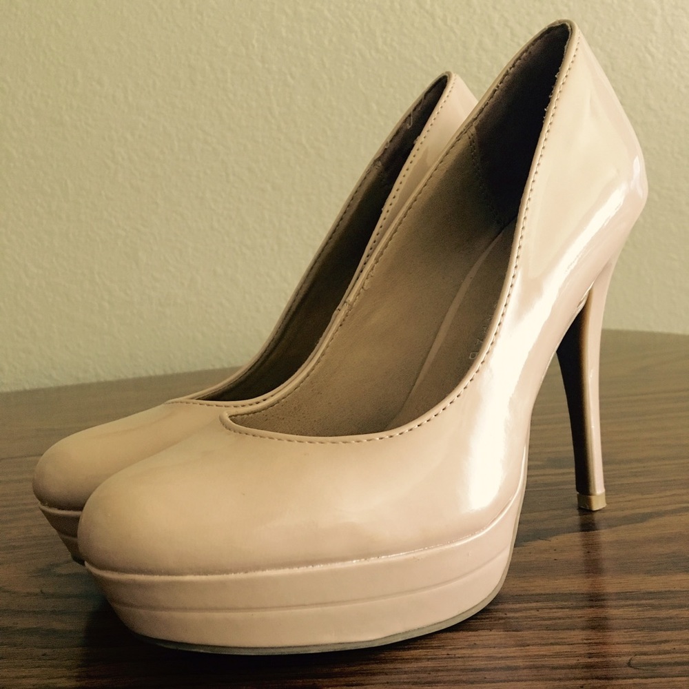 Nude Lauren Conrad heel. Size 9