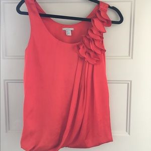 H & M red sleeveless blouse w/ flower petal detail