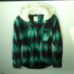 American eagle hooded boyfriend flannel shirt