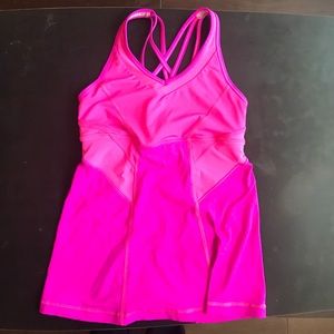 Lululemon tank top