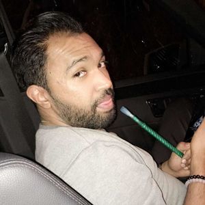 Meet your Posher, Javaid