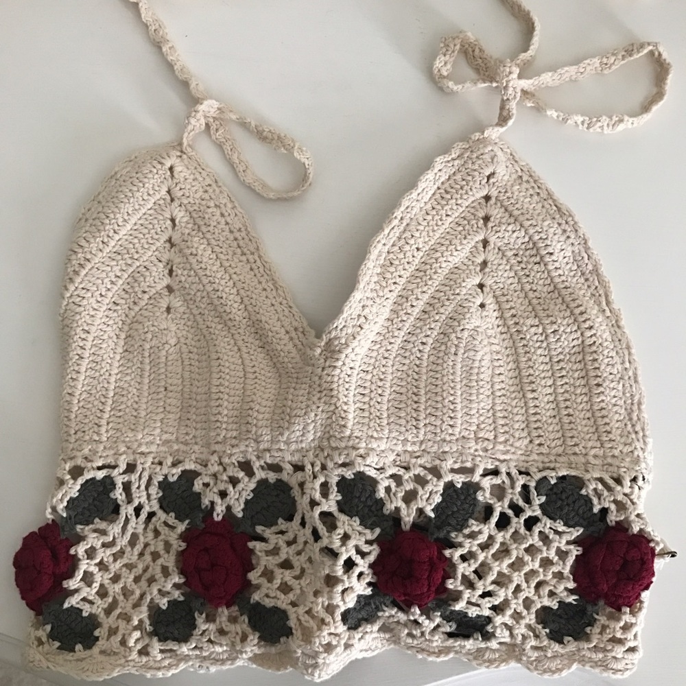 Floral crochet halter crop top