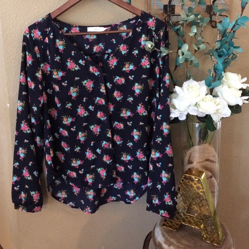 Lush Navy Floral blouse. Medium.