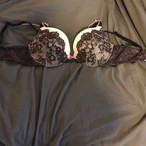 Victoria's Secret bra