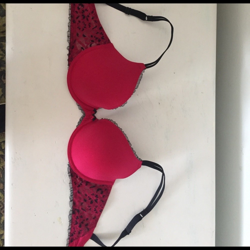 DKNY bra