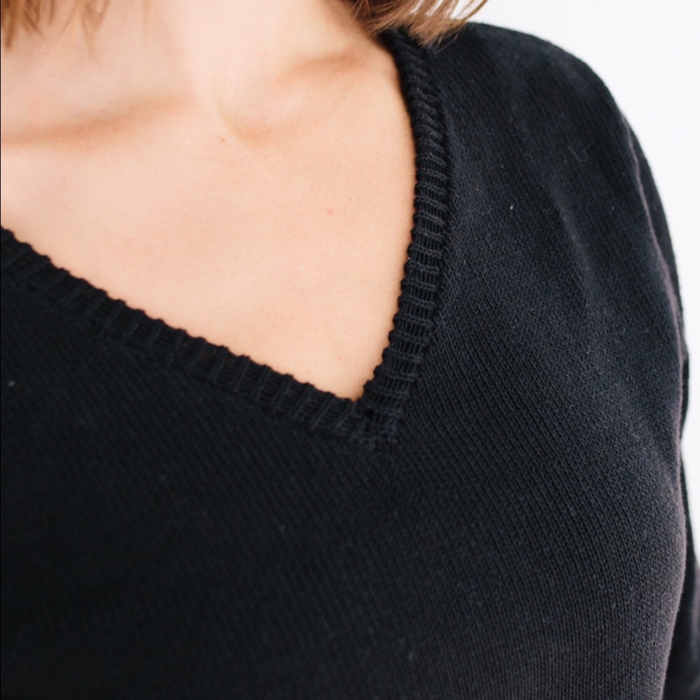 V Sweater - Black - Picture 3 of 3