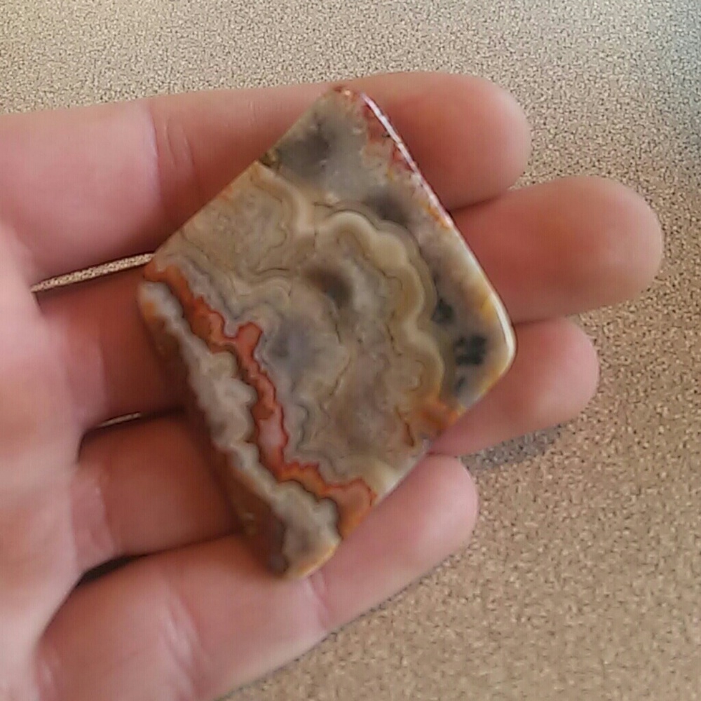 💘Polished Crystal Rub Stone.