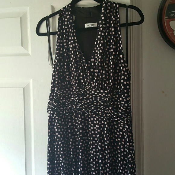 Sleeveless Polka Dot Dress - Picture 1 of 4