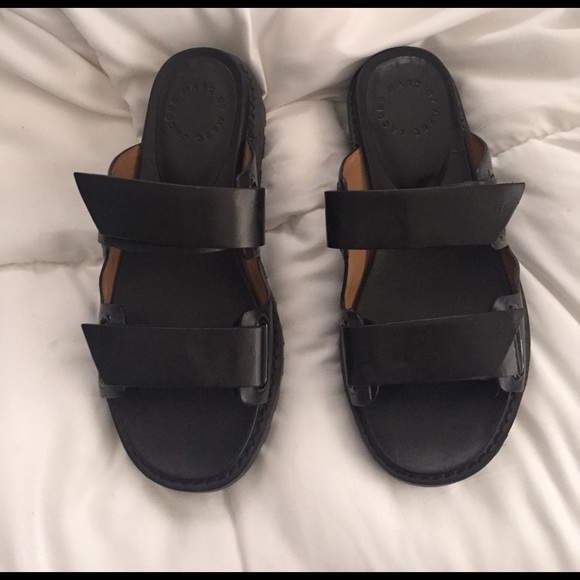 Marc By Marc Jacobs leather strap sandal - Picture 2 of 4