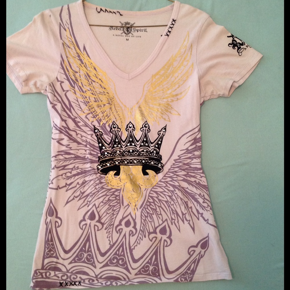 Women's Rebel Spirit tee size medium