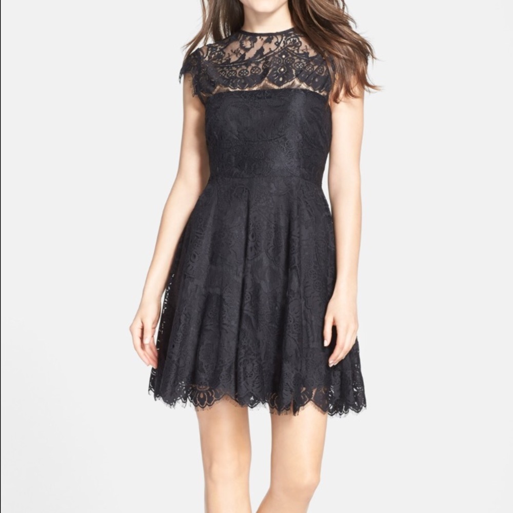 BB Dakota Lace Dress