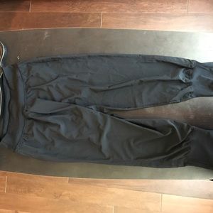 Lululemon crop dance pants