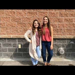 Meet your Posher, Abbey