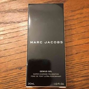 Marc Jacobs genius gel foundation NWT