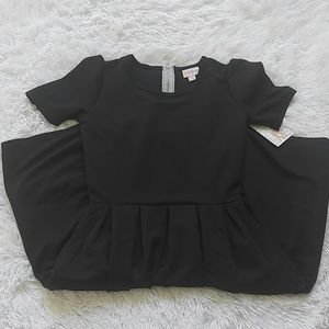 Unicorn rare Lularoe Amelia xs solid black