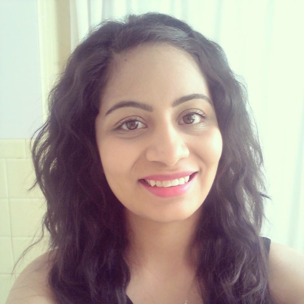 Meet your Posher, Elizabeth