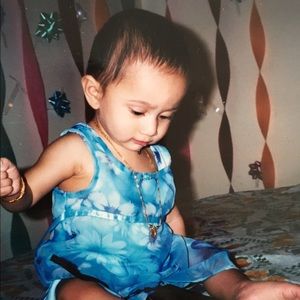 Meet your Posher, Amena