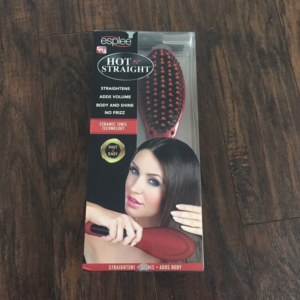Brush straightener