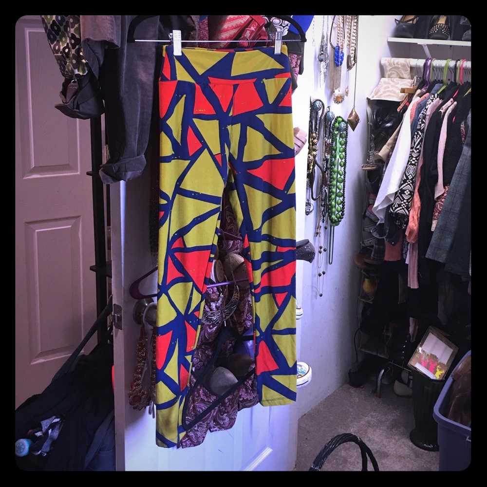 LuLaRoe OS Bad'A** Leggings 👌🏽