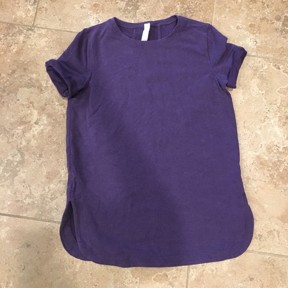 Lululemon purple top