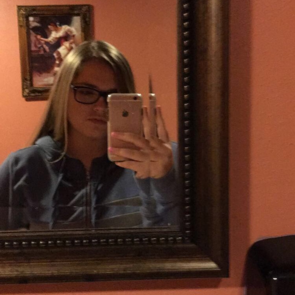 Meet your Posher, Allie