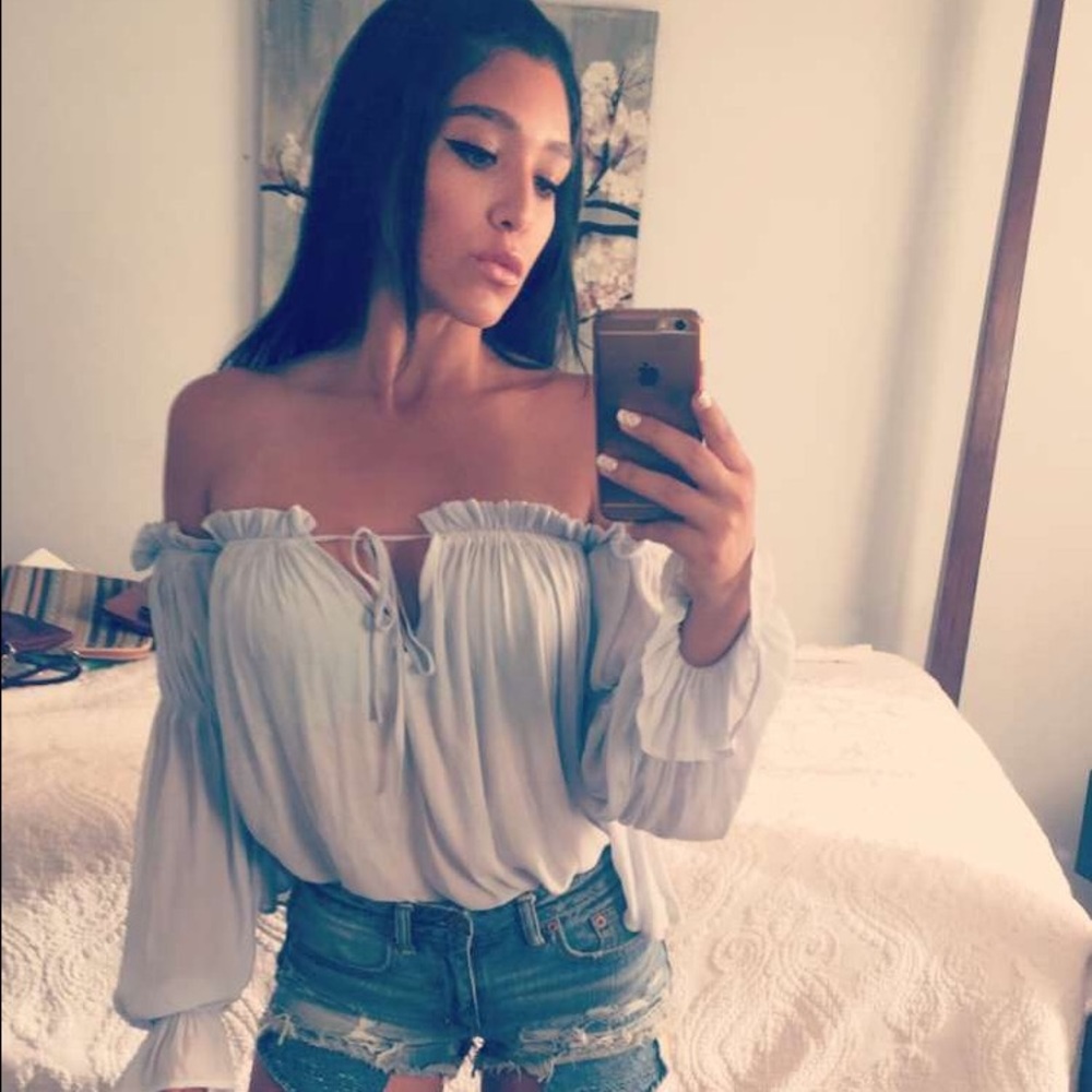 Meet your Posher, Ali