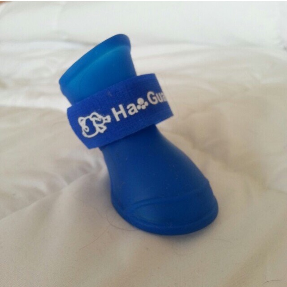 Brand new rainboot for small dogs