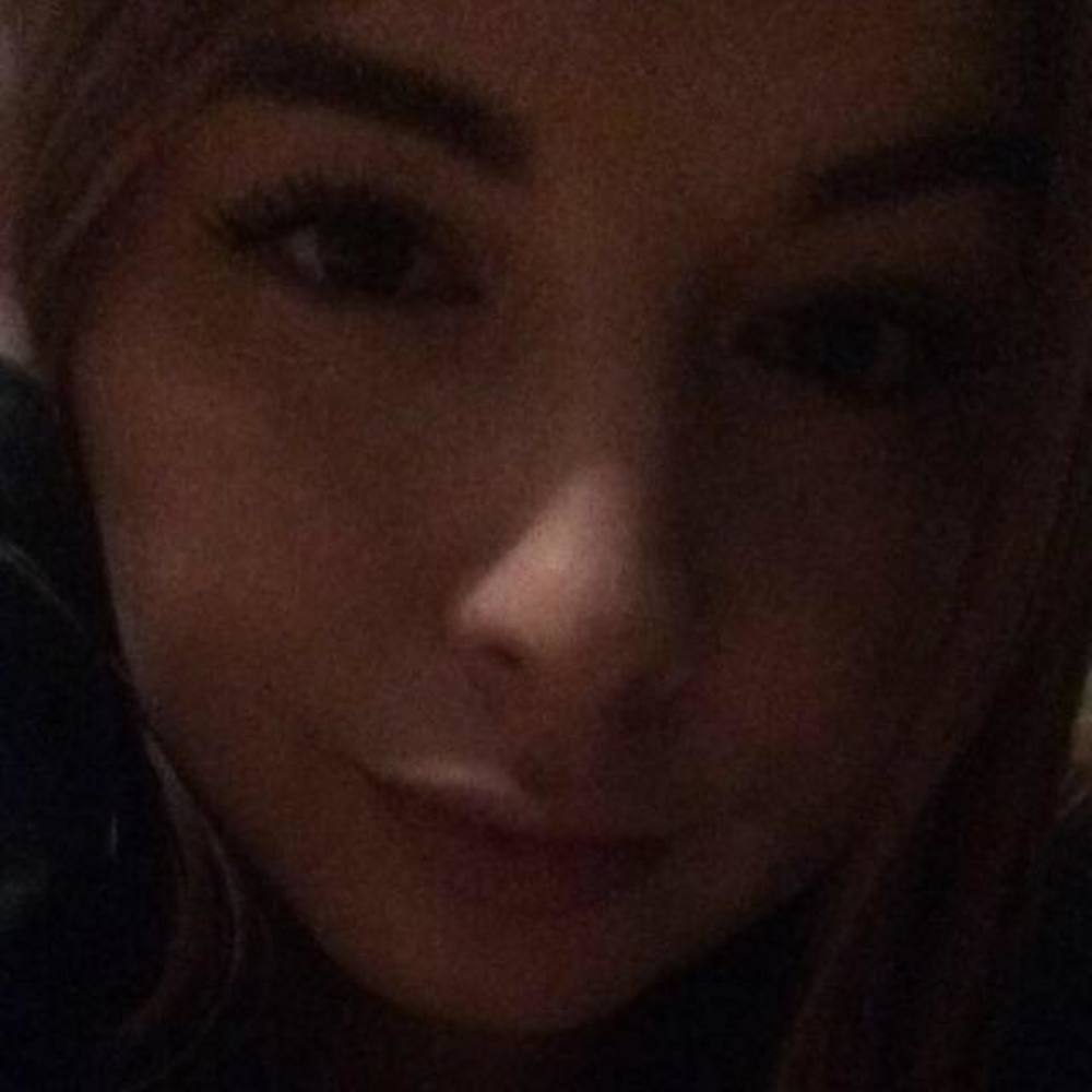 Meet your Posher, Adrianna