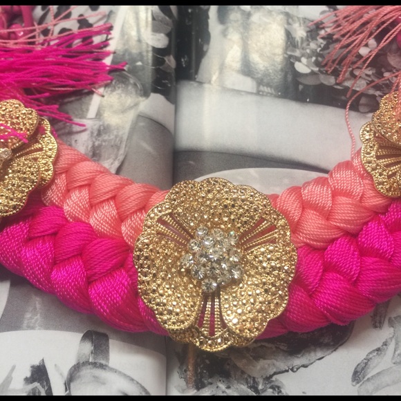 Necklace - Picture 2 of 3