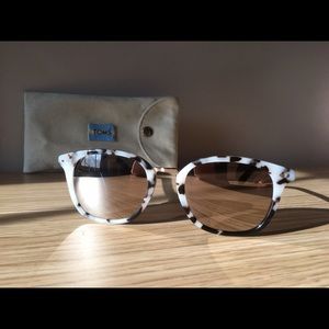 Tom's Barron Mirrored Sunglasses