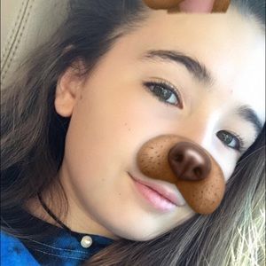 Meet your Posher, Ava