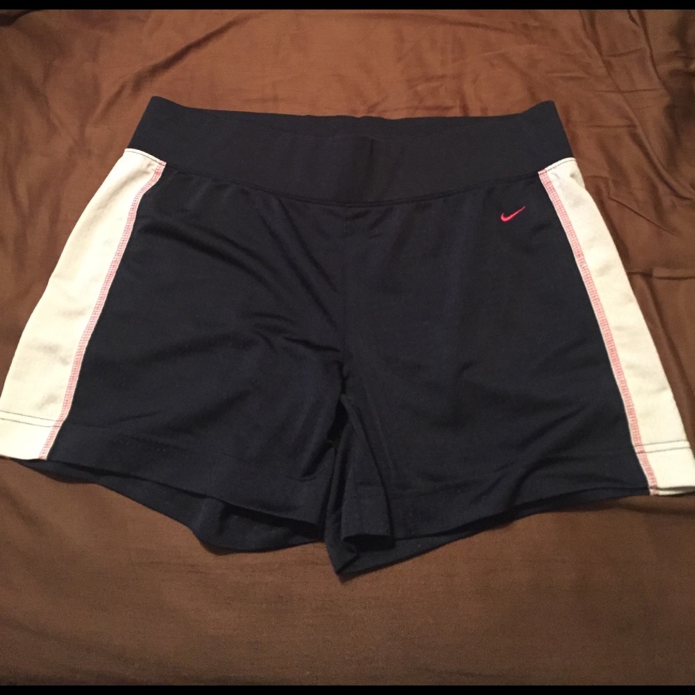 Women's Nike Basketball shorts. Size L