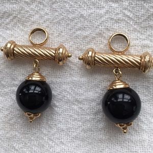 Gold and onyx earring pendant pair.