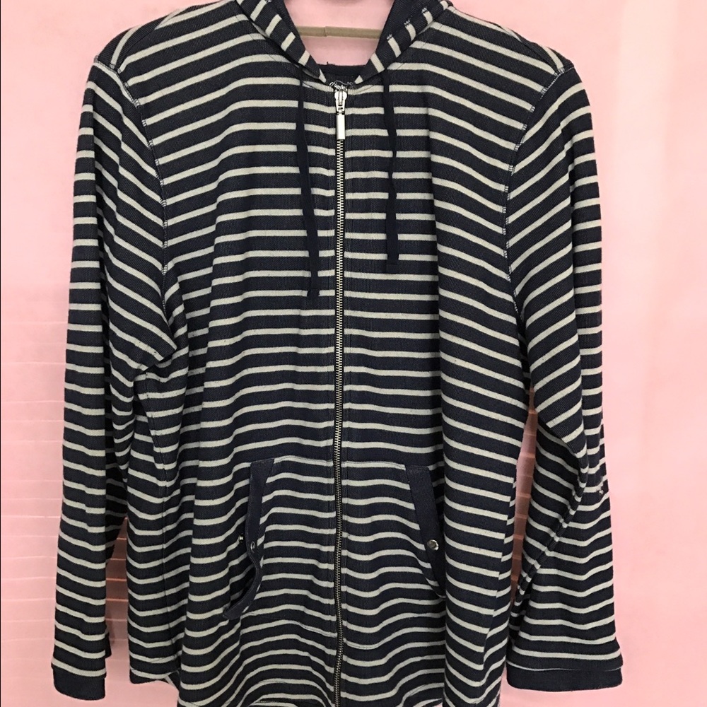 White and navy blue zip up sweater