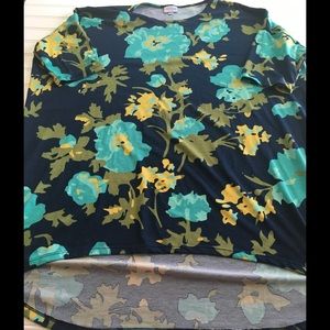 Medium Worn LuLaRoe Irma