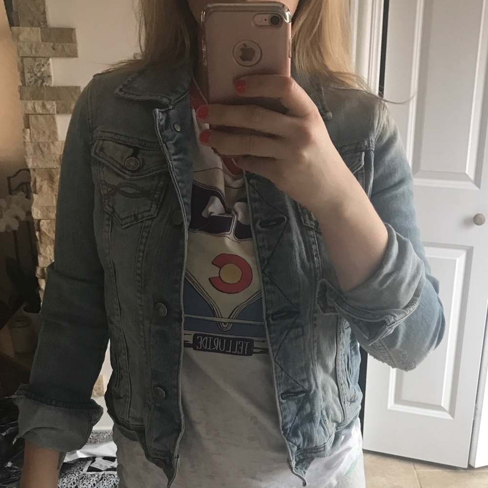 🎈SOLD 🎈Abercrombie and Fitch jean jacket