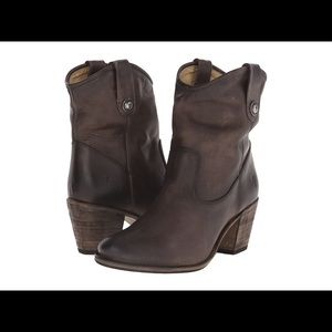 New Frye Jackie Button Short Slate MSRP $348 6M