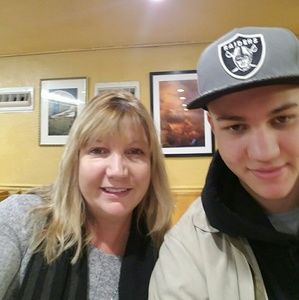 Meet your Posher, Donna