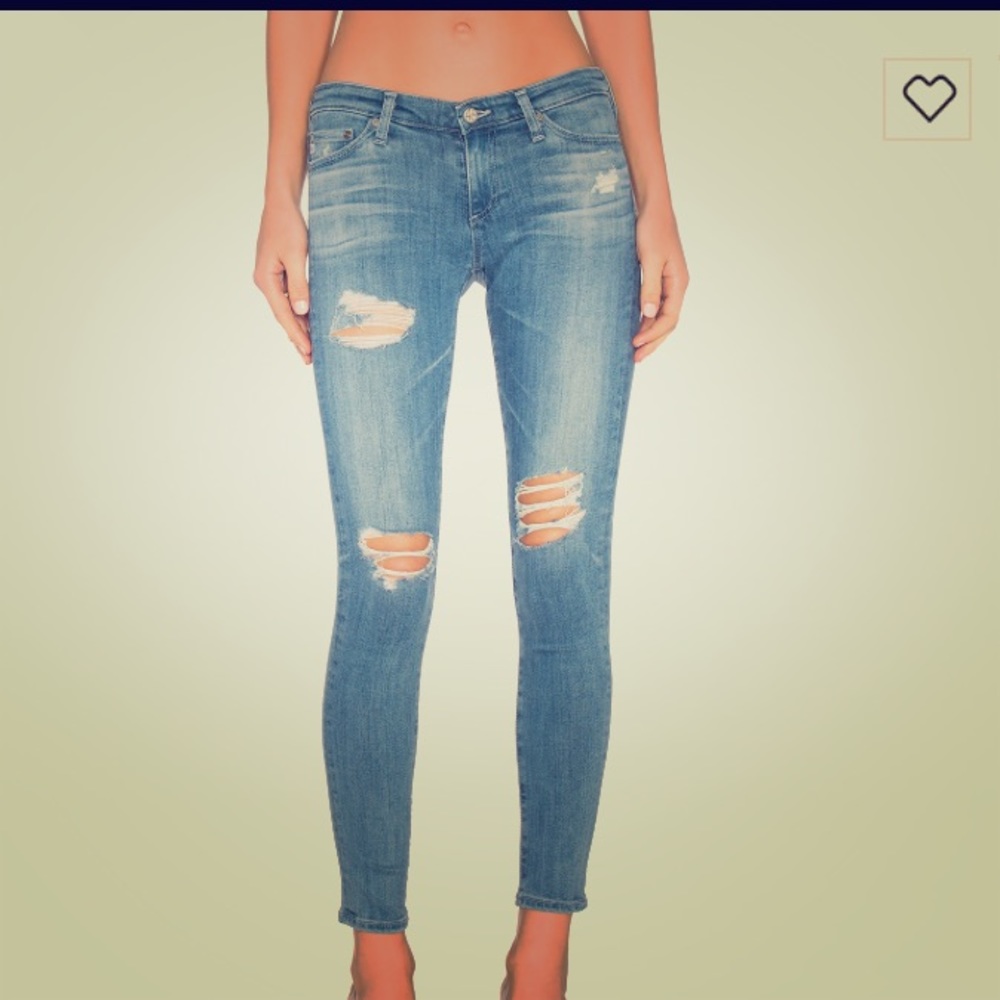 AG jeans The legging distressed jeans- NWT! 👏🏻