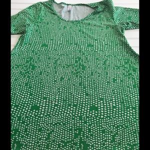 Medium LuLaRoe Perfect Tee
