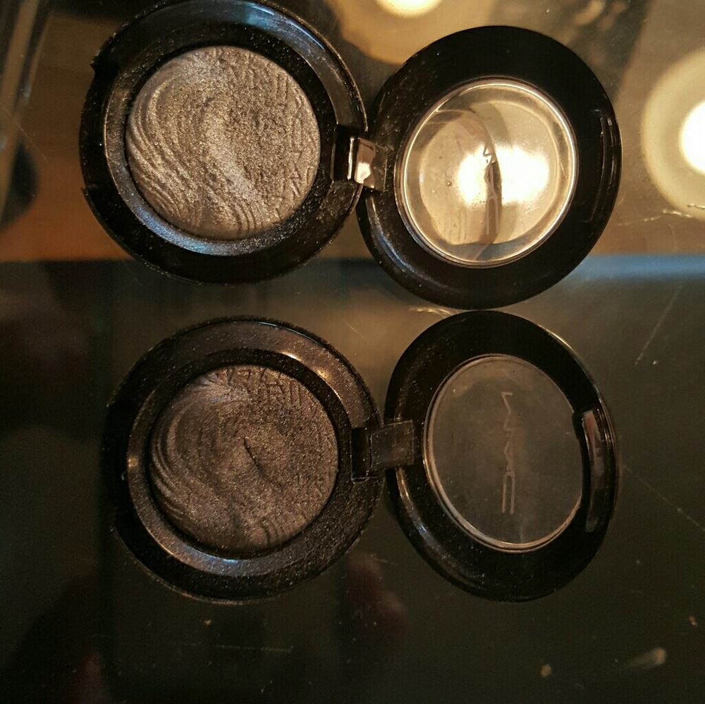Mac shadows
