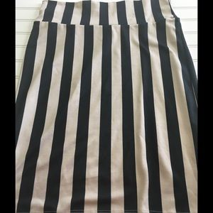 Large LuLaRoe Cassie Skirt