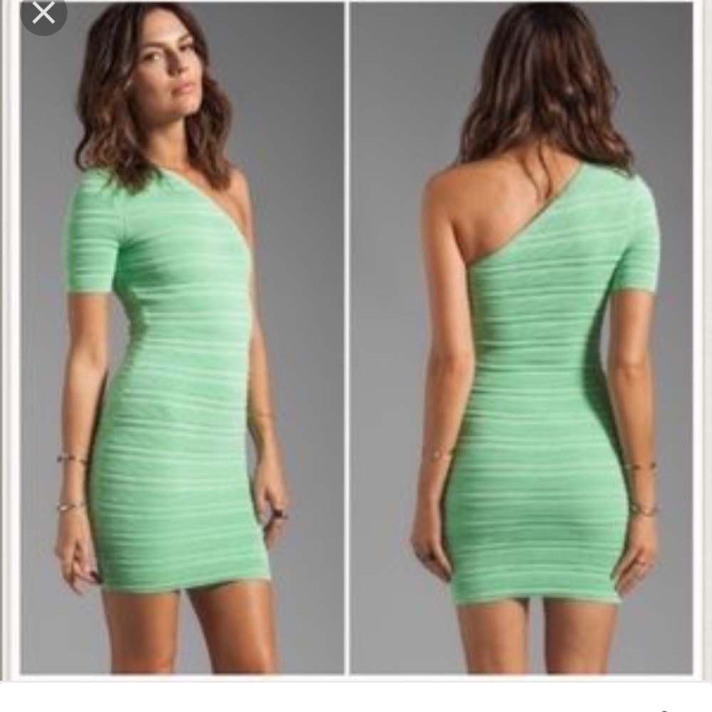 Dress - Picture 4 of 4