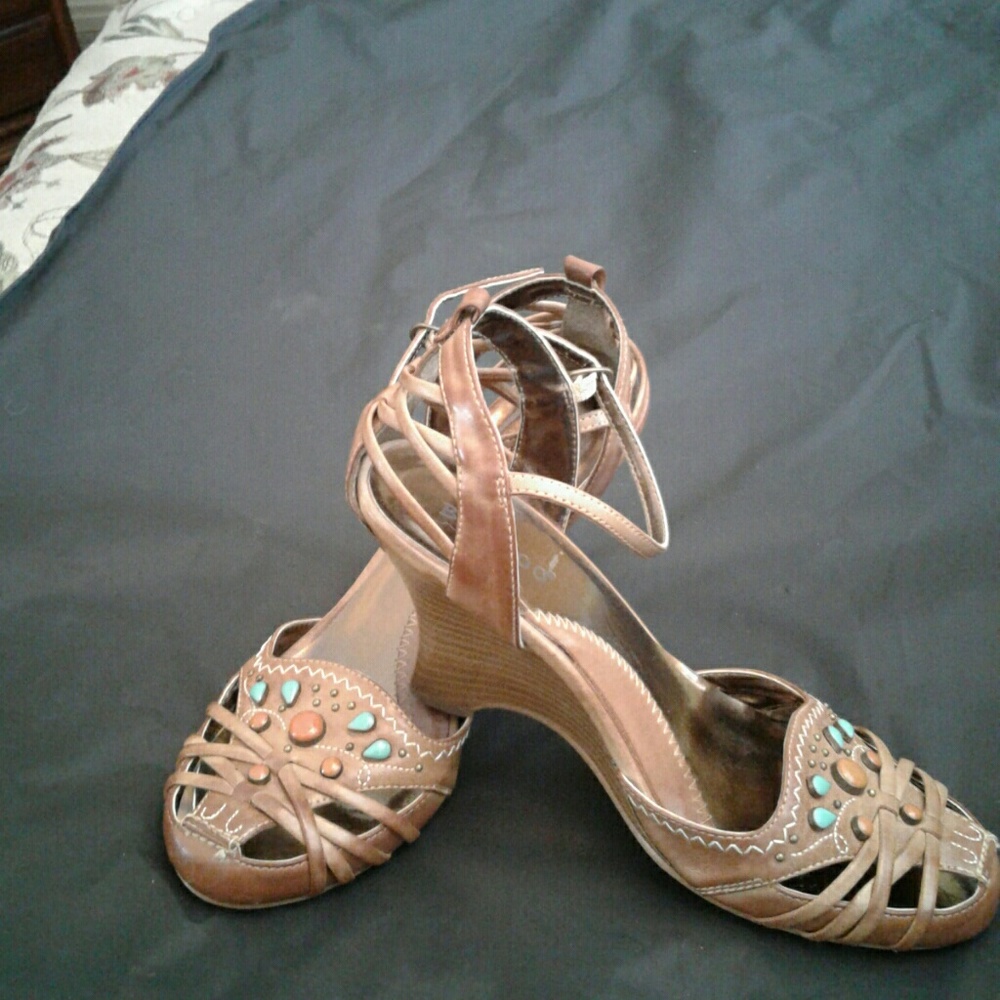 Bamboo summer shoe leather tan wedge