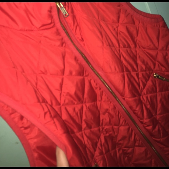 Vest - Picture 4 of 4