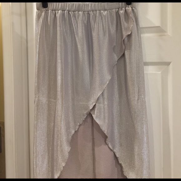 River Island Metallic Silver High-Low Skirt - Picture 3 of 7